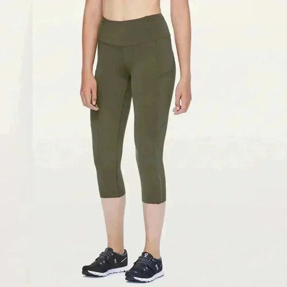 Lululemon Fast & Free Cropped Legging 19” - Picture 1 of 6
